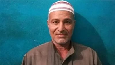 مسن يلحق بزوجته ونجله بعد وفاتهما في حادث حريق منزلهم بسوهاج | بث مباشر