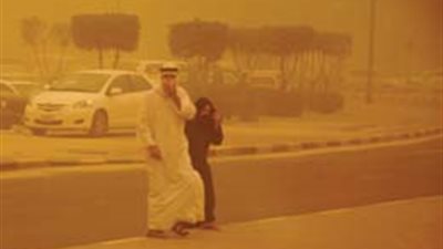 تحذير من طقس الكويت.. أمطار متفرقة رعدية مع رياح نشطة