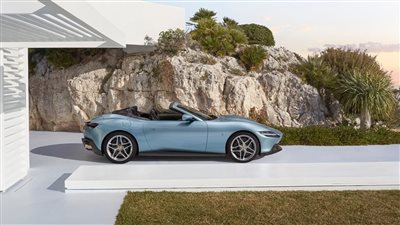 تعرف على أحدث سيارات علامة فيراري الإيطالية في مصر