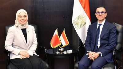 وزير الاستثمار يبحث مع سفيرة البحرين بالقاهرة زيادة الاستثمارات في السوق المصرية 