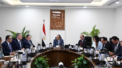 الحكومة: السماح بتصدير حصة من الإنتاج الجديد للغاز لسداد المستحقات المطلوبة