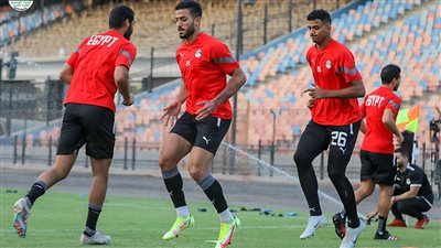 استأذن محمد صلاح.. تفاصيل جديدة في غياب محمد عبد المنعم عن معسكر المنتخب | بث مباشر 