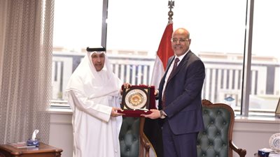 وزير العمل: مباحثات بشأن آليات تنقل الأيدي العاملة التي يحتاجها سوق العمل الكويتي 