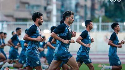ثلاثي الزمالك يغادر معسكر الفريق في برج العرب 