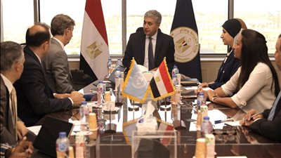 وزير السياحة وممثل برنامج الأمم المتحدة بمصر يبحثان تنفيذ أهداف التنمية المستدامة 2030