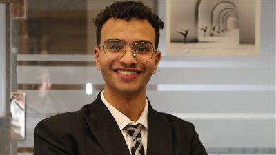 فوز الطالب يوسف محيي بكلية الصيدلة جامعة الأزهر بمنصب مسؤول الصحة العامة في الاتحاد المصري 