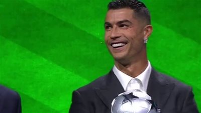 كريستيانو رونالدو يحصل على جائزة الهداف التاريخي لـ دوري أبطال أوروبا 