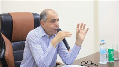 محافظ المنيا يوافق على فتح قاعات إضافية لرياض الأطفال في مدارس اللغات