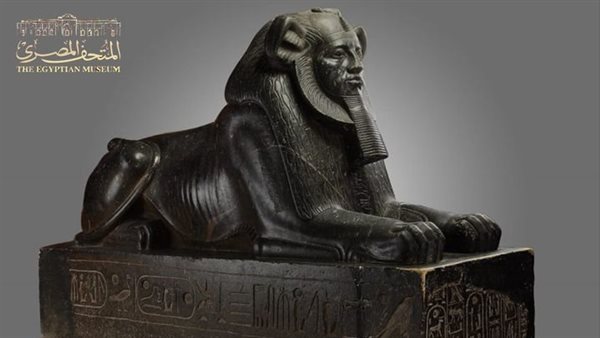 تمثال لـ أمنمحات