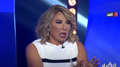 إيناس الدغيدي: الست سبب تحرش الراجل ومش ممكن ألبس الحجاب.. وعادل إمام عمره ما استمتع بحياته 