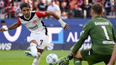 ماذا قدم عمر مرموش أمام هوفنهايم في الدوري الألماني؟