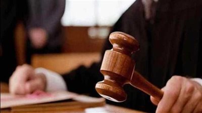 لشكه بوجود علاقة بينه وزوجته.. الإعدام شنقًا لمساعد شرطة قتل نجل شقيقه في قنا