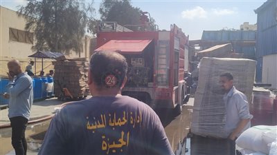 حريق داخل مصنع أوسكار لصناعة البسكويت في المنطقة الصناعية بأكتوبر
