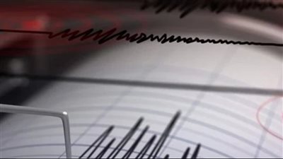 زلزال بقوة 4.9 ريختر يضرب إندونيسيا 