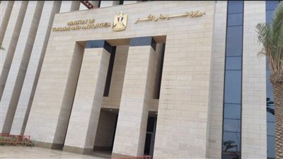 الأعلى للآثار يصدر قرارا بتغيير قيادات بعض الأماكن السياحية | مستند 