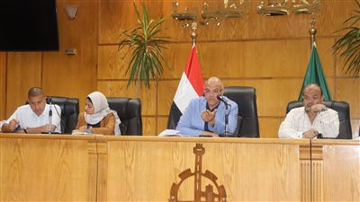 محافظ القليوبية: الاستفادة من المبالغ المحصلة من طلبات التصالح لدعم مشروعات الإسكان الاجتماعي والتمويل العقاري