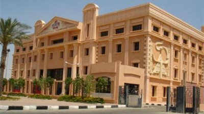 80 ألف جنيه.. أول تعليق من جامعة الأهرام الكندية على استغاثة طلاب الصيدلة بسبب مصروفات الامتياز