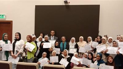 المركز القومي للترجمة يعقد لقاءًا تدريبيًا لطلاب الفرقة الرابعة بقسم اللغة الإنجليزية بكلية الًاداب جامعة السويس