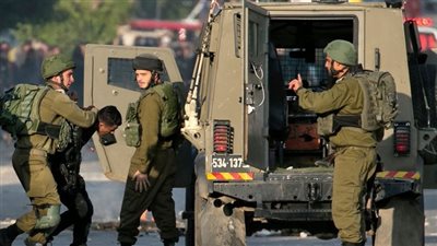 الاحتلال يقتحم مخيم بلاطة شرق نابلس.. ويعتقل 8 مواطنين من قلقيلية 