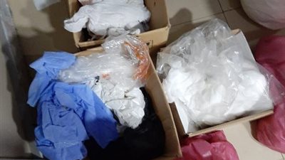 ضبط مخالفات في حملة على مستشفى خاص بالشرقية.. والتحفظ على 1.2 طن مواد كيميائية غير معروفة| صور