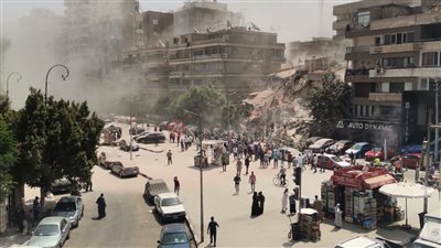 مستأجر محل بعقار أرض الجولف المنهار: بلغت صاحبه بأعمال التكسير قالي إحنا شغالين مضبوط ومتقلقش