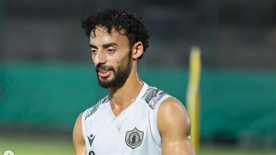 بسبب إصرار ريبيرو.. الأهلي يواصل البحث عن حل لأزمة أحمد عبد القادر