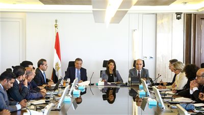  وزراء التخطيط والري والزراعة يستعرضون موقف مشروع التحول الغذائي الزراعي مع بعثة البنك الدولي 