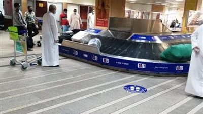 الحكومة تحظر دخول جميع القادمين لمصر من الخارج دون تحليل كشف كورونا (مستند)