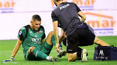 قبل موقعة باريس.. إصابة حارس أتالانتا بقطع في الرباط الصليبي