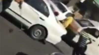 خناقة بالشوم والعصا بين المصريين والكويتيين في الكويت (فيديو)