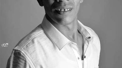 الفنان حمادة صميدة يتعرض للتنمر: “أنا عارف إني مش قمر ولا وسيم بس بلاش تكسرني”