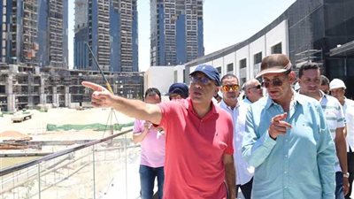 أبراج وبحيرة مائية.. “مدبولي” يستعرض مخططات إنشاء مجمع متعدد الاستخدامات بالعلمين الجديدة