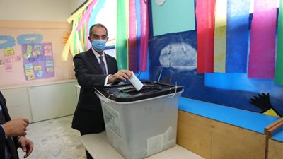وزير الاتصالات: مجلس الشيوخ له تاريخ عريق.. وأدعو المصريين للمشاركة في الانتخابات