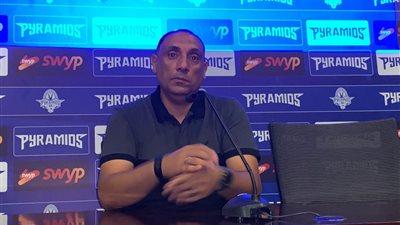أيمن المزين: طالبت اللاعبين بعدم الرهبة من بيراميدز القوي.. ومحاولة خطف المباراة