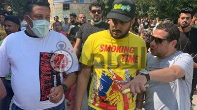 حمو بيكا ومحمود الليثي وشحتة كاريكا يدلون بأصواتهم في انتخابات الشيوخ (صور وفيديو)