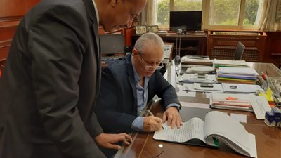 محافظ الأقصر يعتمد نتيجة الدور الثاني والتكميلي للشهادة الإعدادية بنسبة نجاح 100%