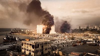 تزايد الانتقادات لدور بعض القوى اللبنانية عقب انفجار مرفأ بيروت