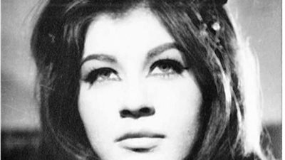 شويكار توصي بعدم تجسيد قصة حياتها في عمل فني.. تعرف على السبب