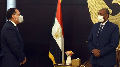 رئيس الوزراء يلتقي النائب الأول لرئيس مجلس السيادة السوداني
