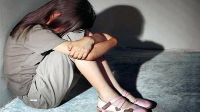 ربة منزل تتهم زوجها بالتعدي جنسيًا على طفلتهما في العاشر من رمضان