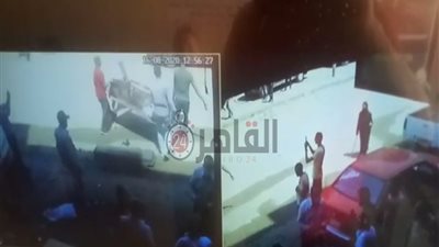 مواطنون يتهمون رئيس حي بالإسماعيلية بسبهم أثناء حملة إزالة.. ويطالبون الرئيس بالتدخل (فيديو)