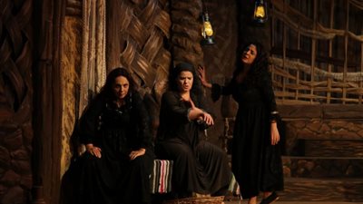 عرض “حريم النار” ضمن فعاليات “الدولي للمسرح التجريبي”