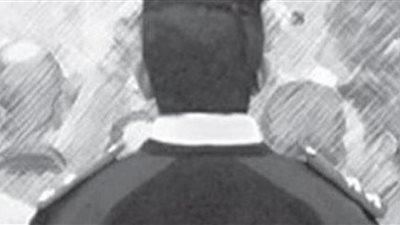 حبس أمين شرطة سابق في سوهاج لاتهامه بسرقة دراجتين وساعة حائط