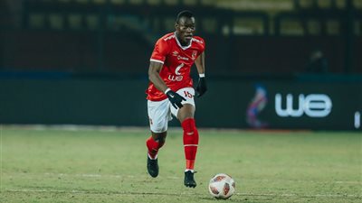 طرد أليو ديانج من مباراة الأهلي والجونة بعد تدخل الـ VAR