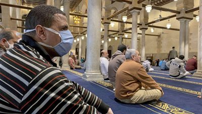 بث مباشر.. وقائع صلاة الجمعة لأول مرة في مصر بعد توقف دام  5 شهور