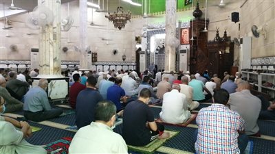 إجراءات احترازية مشددة بمساجد الغربية في أول صلاة جمعة بعد توقف دام 5 أشهر (صور)