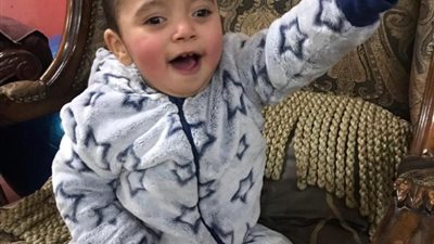 صيدلانية تطالب بإستلام طفلها: طليقي ضابط شرطة وخطف ابني (تفاصيل)