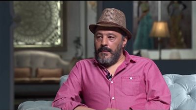 رسميًا.. عمرو عبد الجليل يدشن صفحاته على السوشيال ميديا (صور)