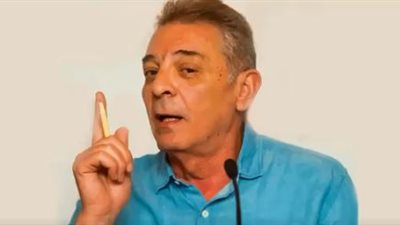 محمود حميدة: “نكد اللي بتحبه ونس” (صورة)