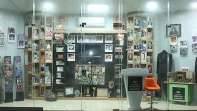 مقتنيات رموز قوى مصر الناعمة في متحف المركز القومي للمسرح (صور)